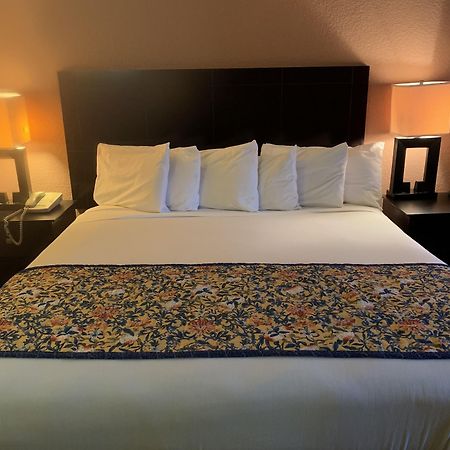 Lincoln Inn Express Hotel And Suites 오클라호마시티 외부 사진