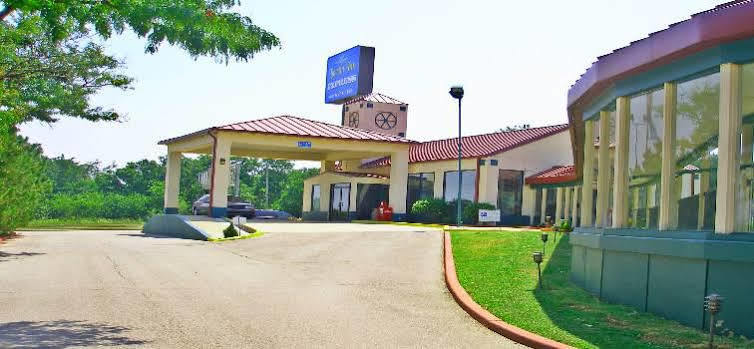 Lincoln Inn Express Hotel And Suites 오클라호마시티 외부 사진